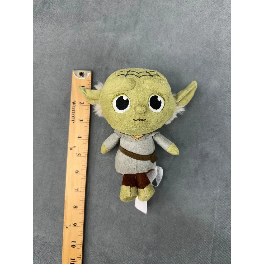 Star Wars Yoda Plush Stuffed Toy 8 Inch Jedi Master Green Tan Brown Soft Figure